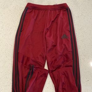 Mens adidas sweat pant, maroon